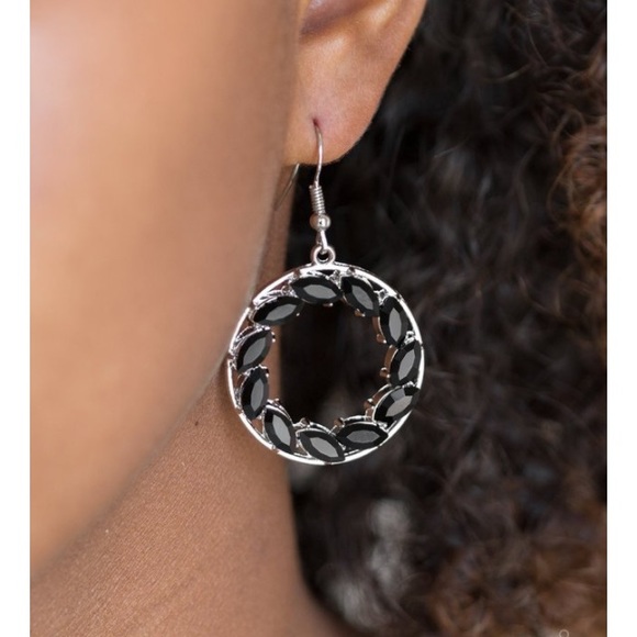 Beautiful hypoallergenic earrings - Picture 5 of 8